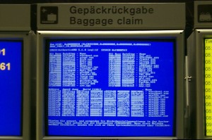 blue-screen-baggage-claim
